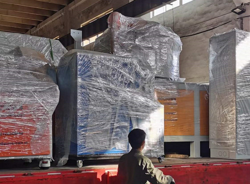 金属粉邦定机发货到广西南宁美展新材料